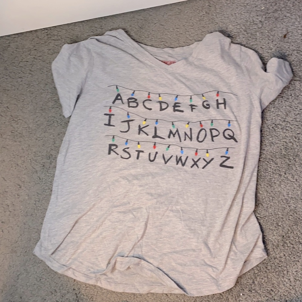Stranger things women’s T-shirt, medium, Gray